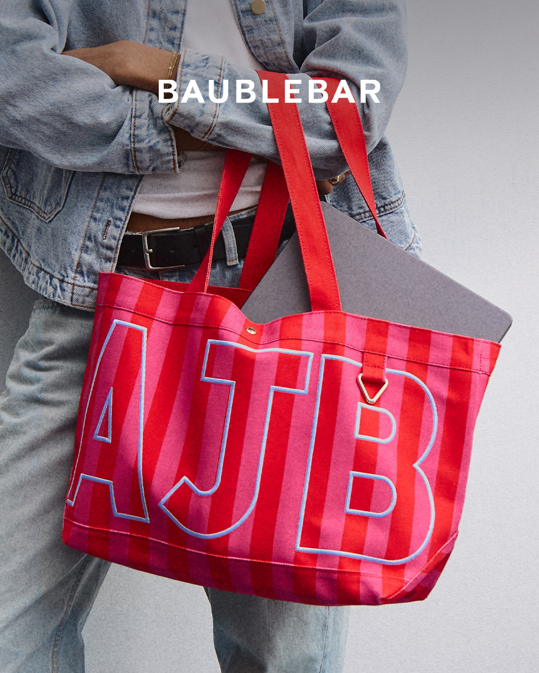 BaubleBar Facebook ad