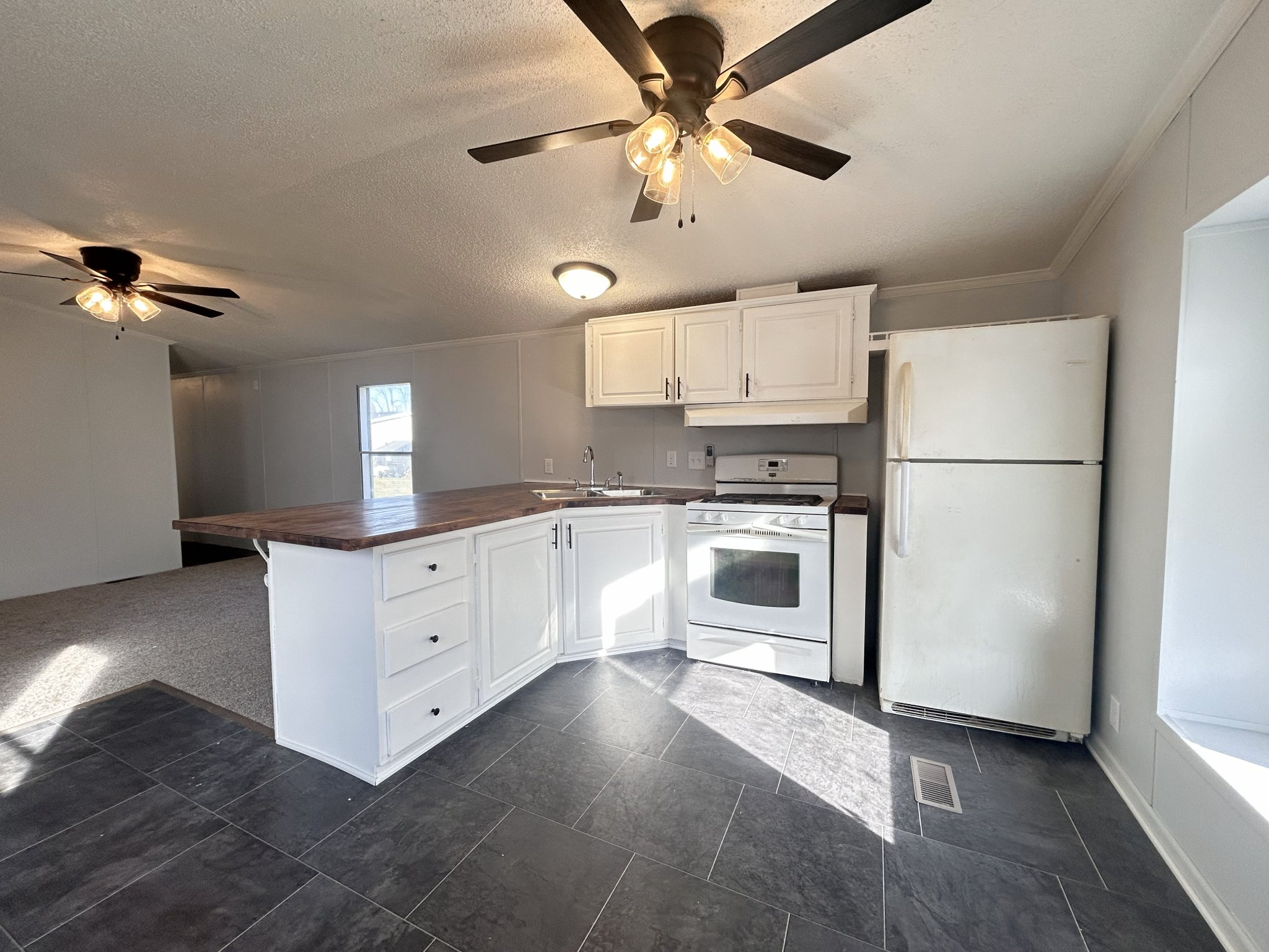 Bryan Bokowy Facebook ad: 2 Beds 1 Bath House