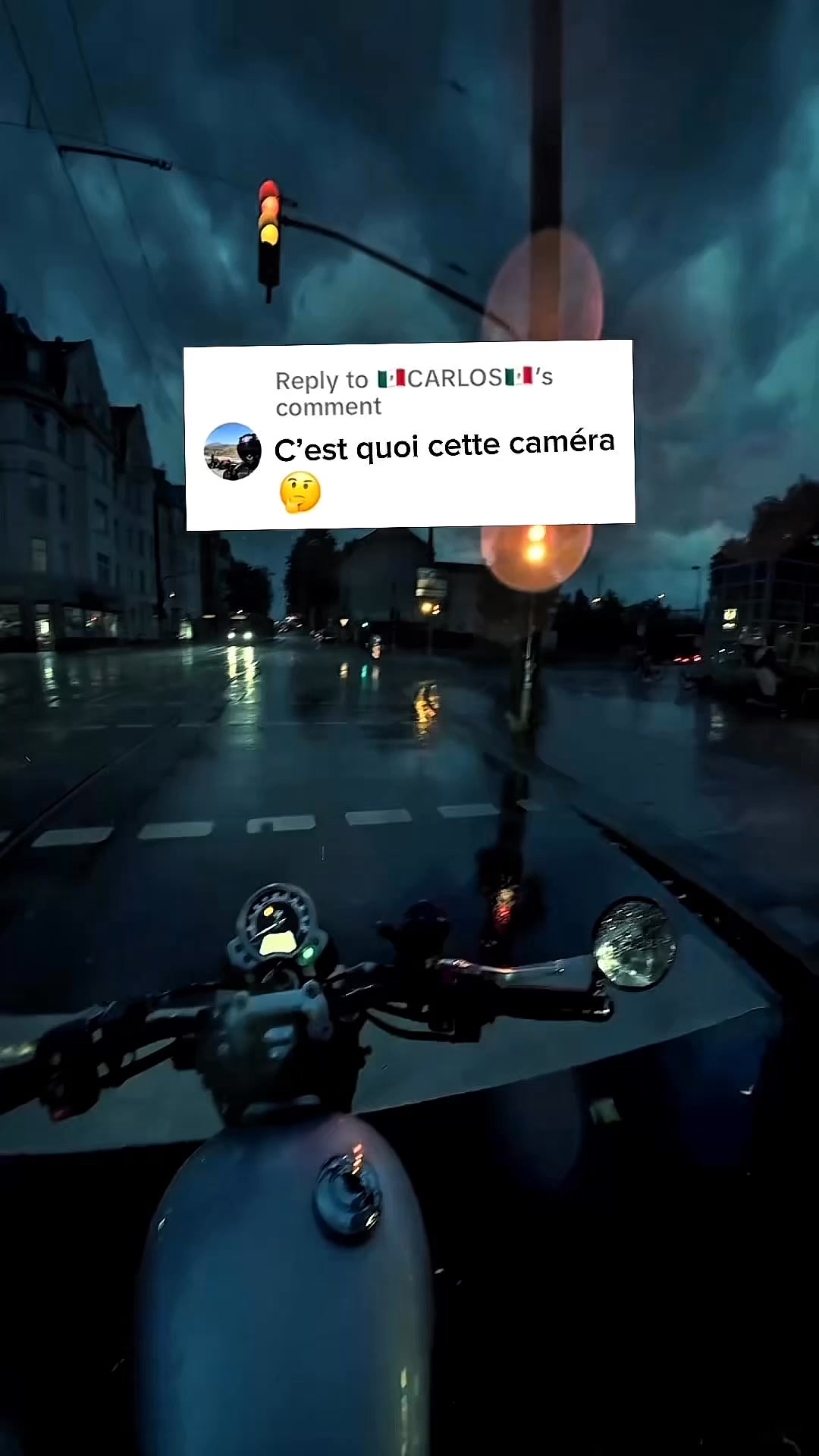 Moovora Facebook ad: Profitez. Moovora s’occupe du reste.