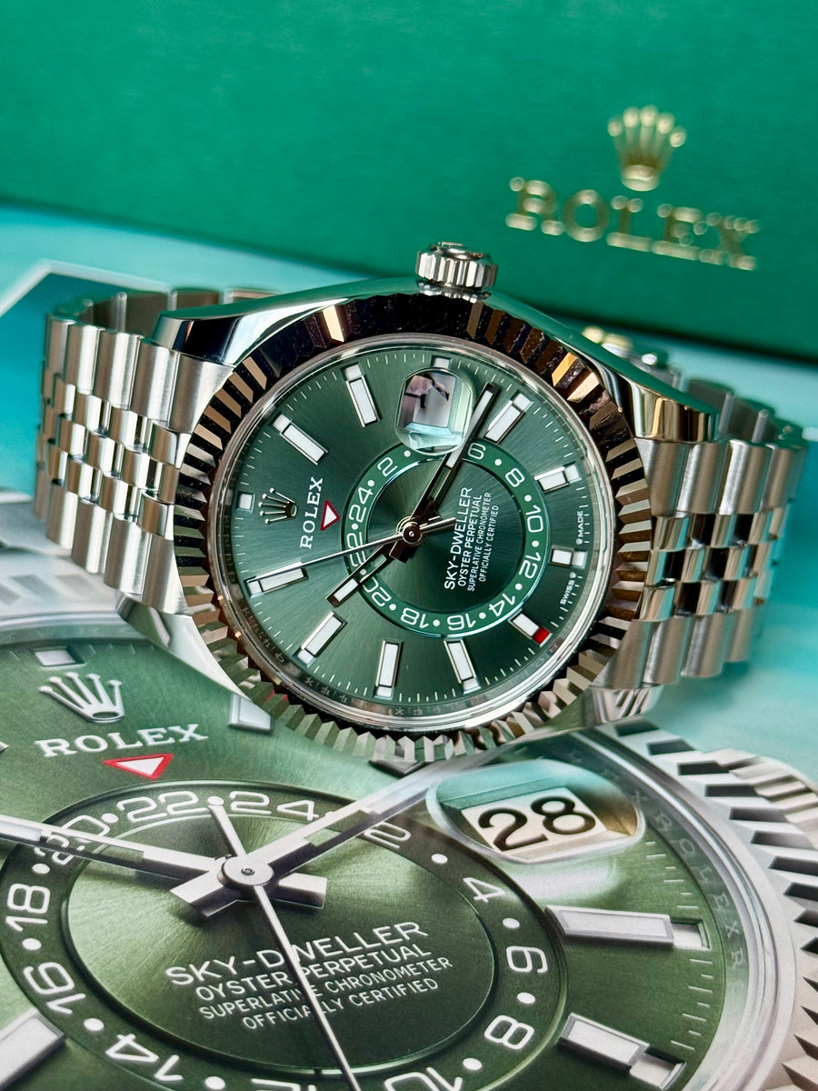 GMT Luxury Facebook ad