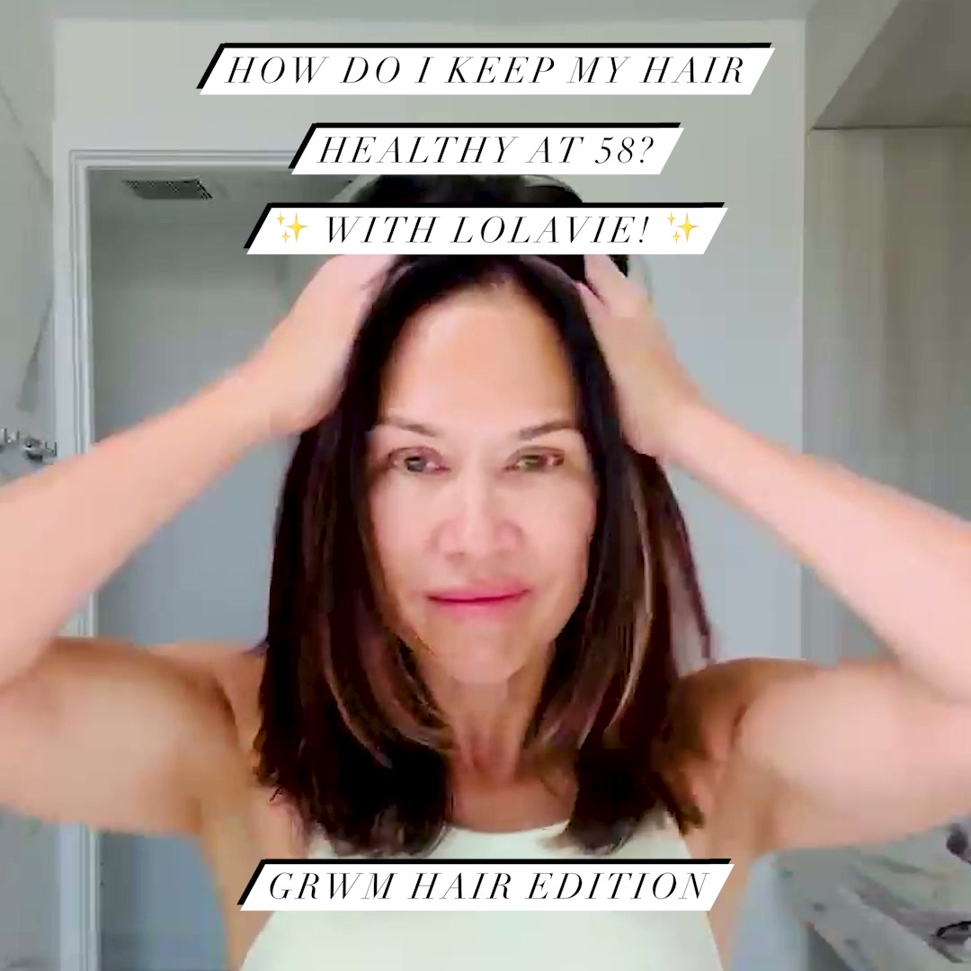 LolaVie Facebook ad: Award-Winning Haircare by Jennifer Aniston