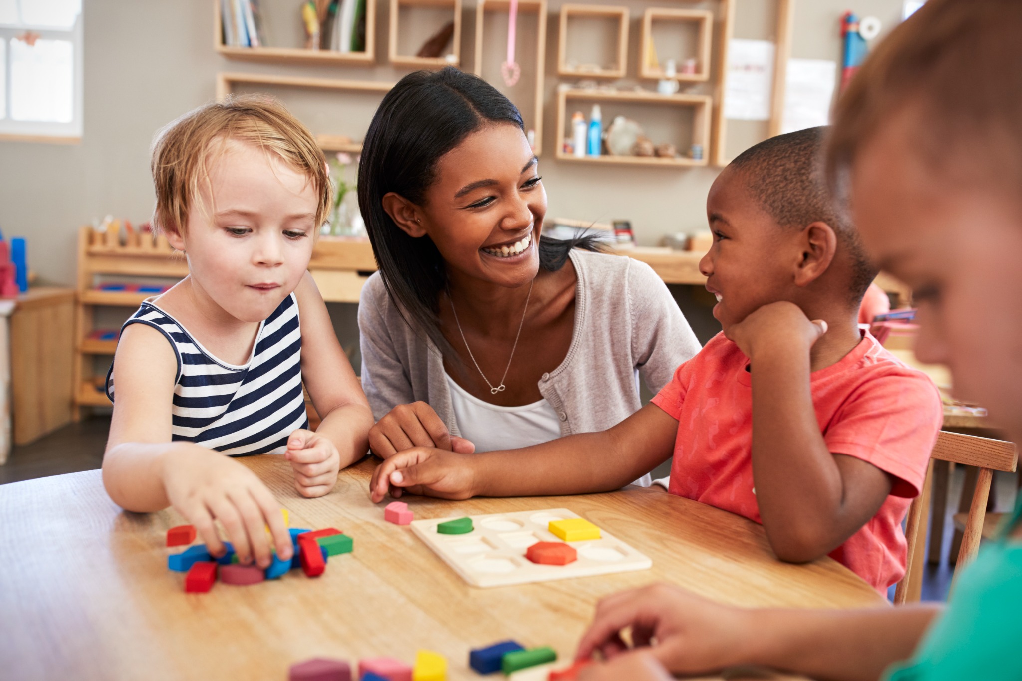 Joki Kinderbetreuung Facebook ad: Das bilinguale zweite Zuhause, das pädagogisch und…