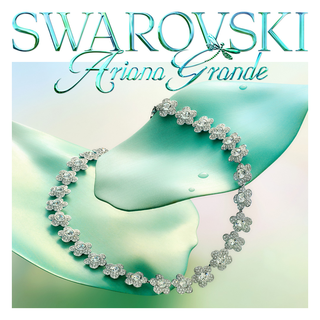 SWAROVSKI Facebook ad