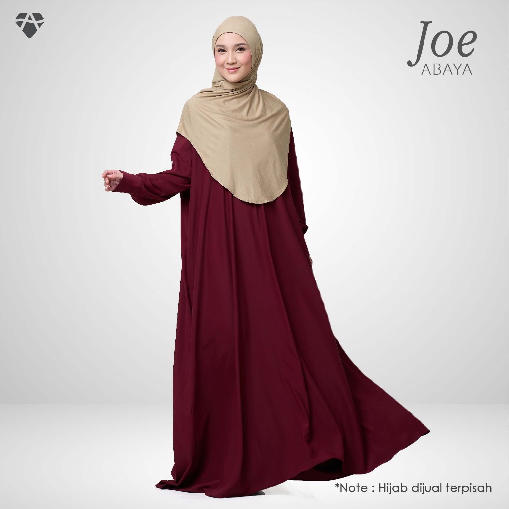AMILY HIJAB Facebook ad: Tampil effortless & elegan dalam hitungan detik!
