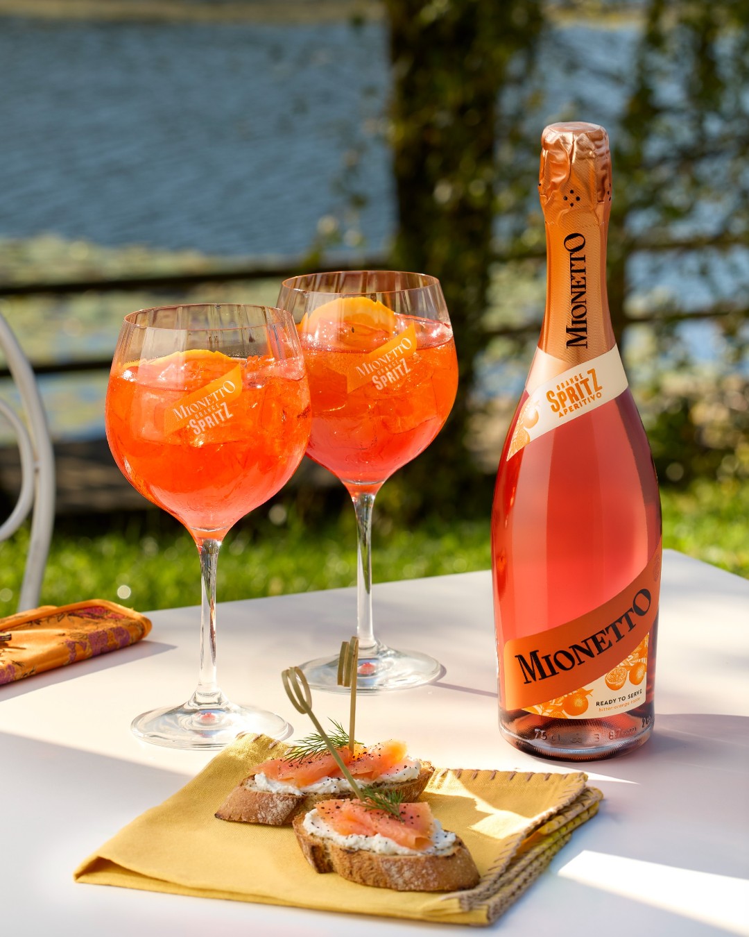 Mionetto Prosecco Facebook ad