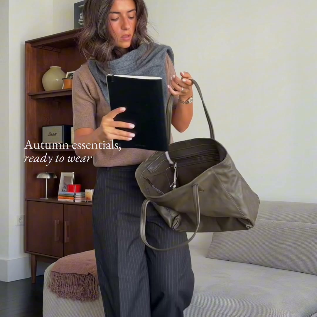 eseoese Facebook ad: Autumn essentials