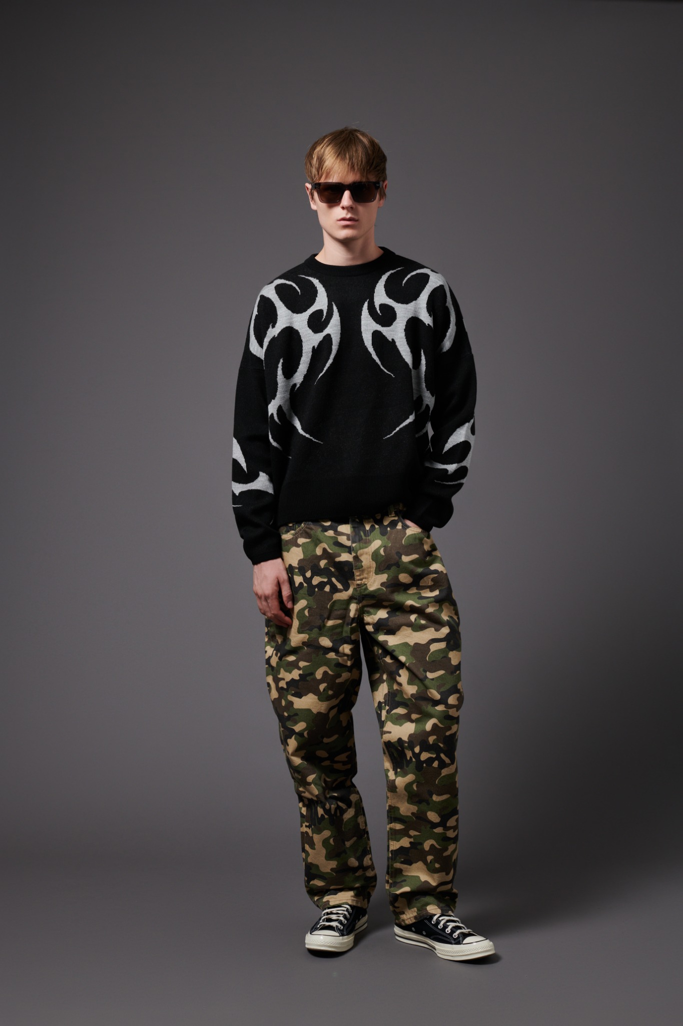 DLYNR Facebook ad: Dolly Noire Pandemonium FW26