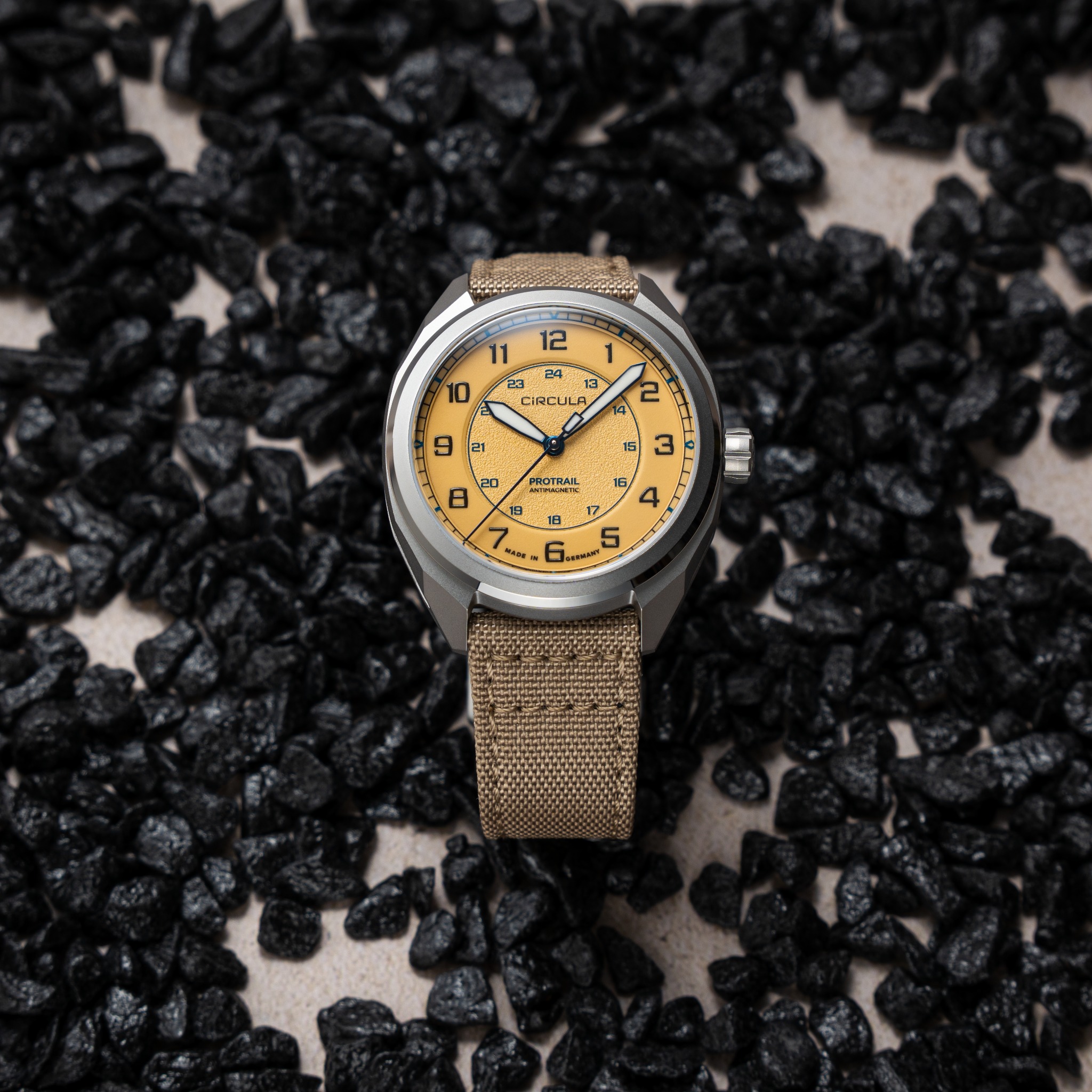 Circula Watches Facebook ad