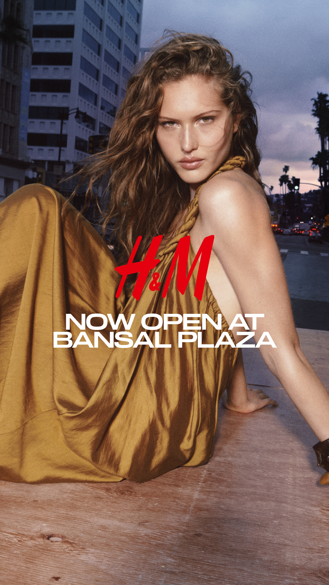 H&M Facebook ad
