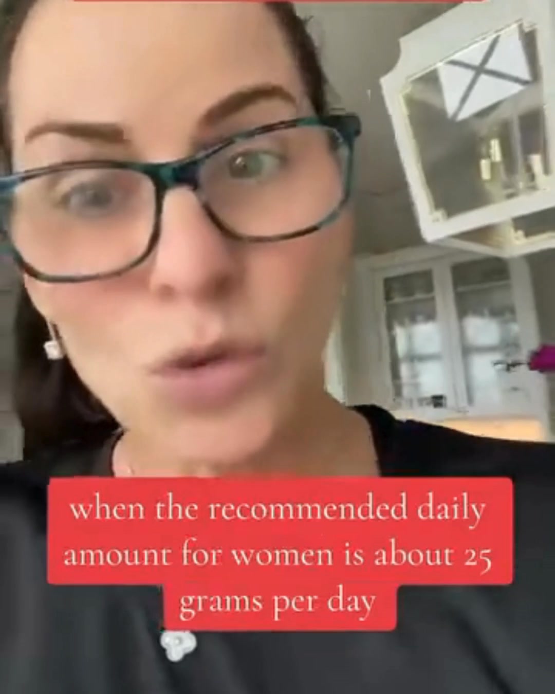The Pause Life by Dr. Mary Claire Haver Facebook ad: Risks of low fiber intake in menopause
