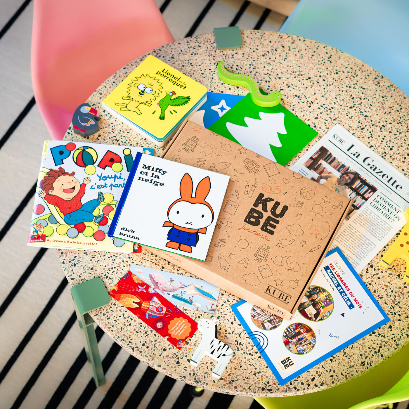 La Kube Facebook ad: La box livres à offrir de l'éveil jusqu'à 12 ans!