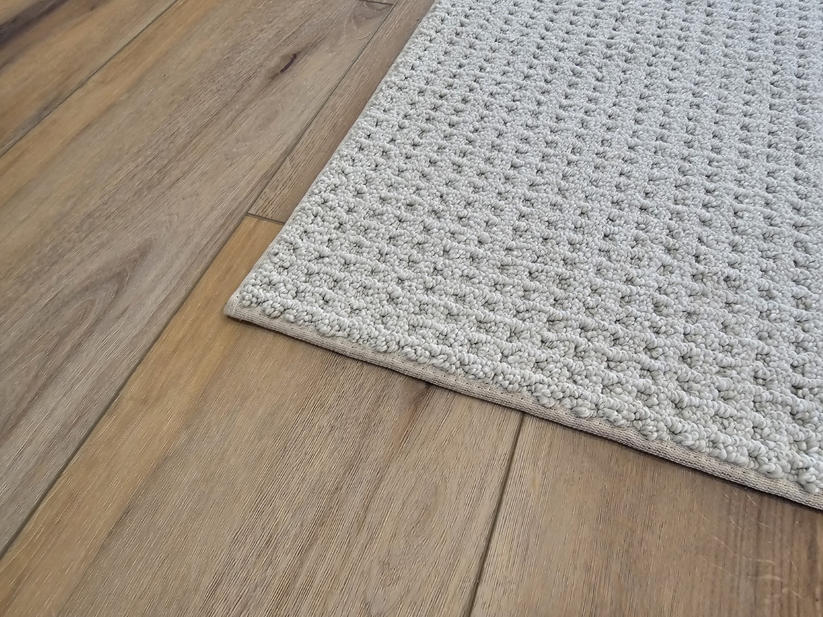 Graham's Flooring and Design Facebook ad