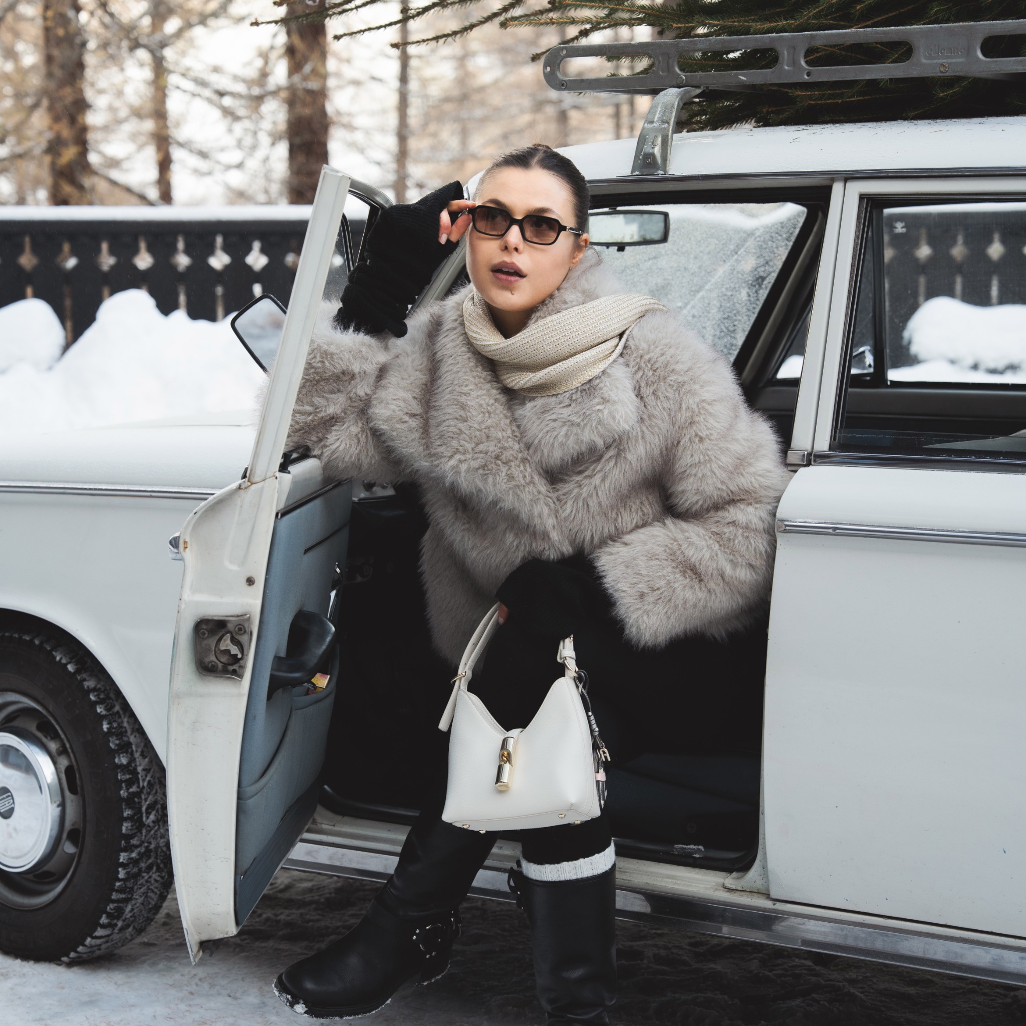 Furla Facebook ad