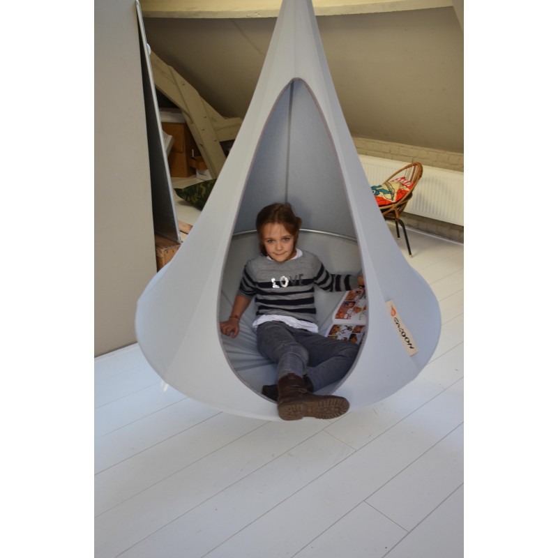Montessori Shop Facebook ad: U nás nájdete starostlivo vybrané produkty, ktoré…