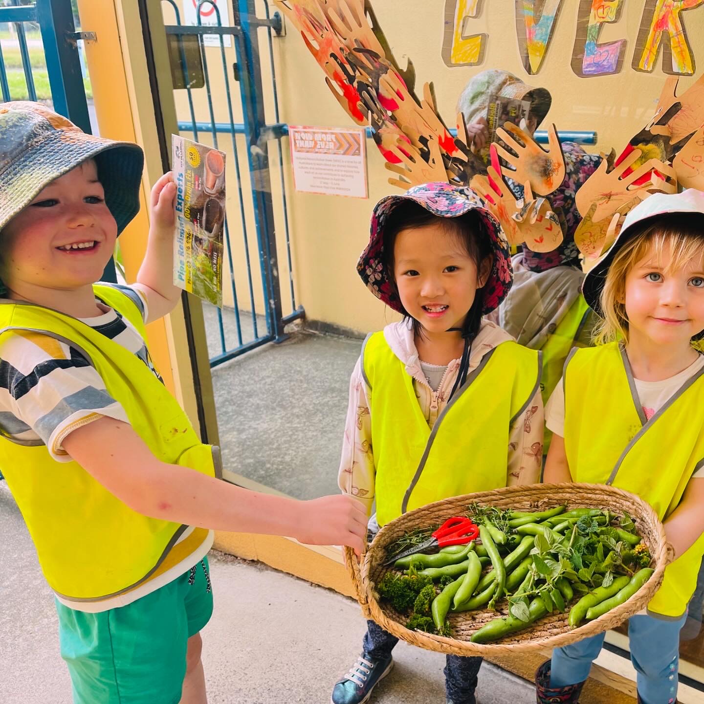 Monash Vale Early Learning Centre Facebook ad: Book a tour of exceeding early learning and Kindergarten…