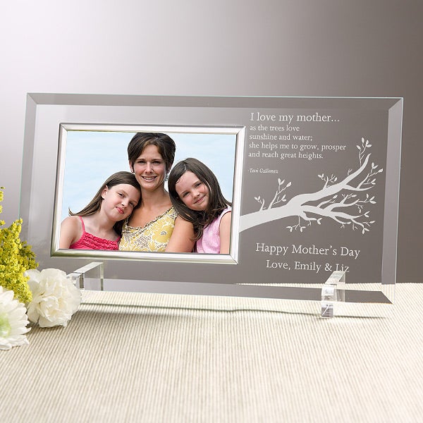 Personalization Mall Facebook ad