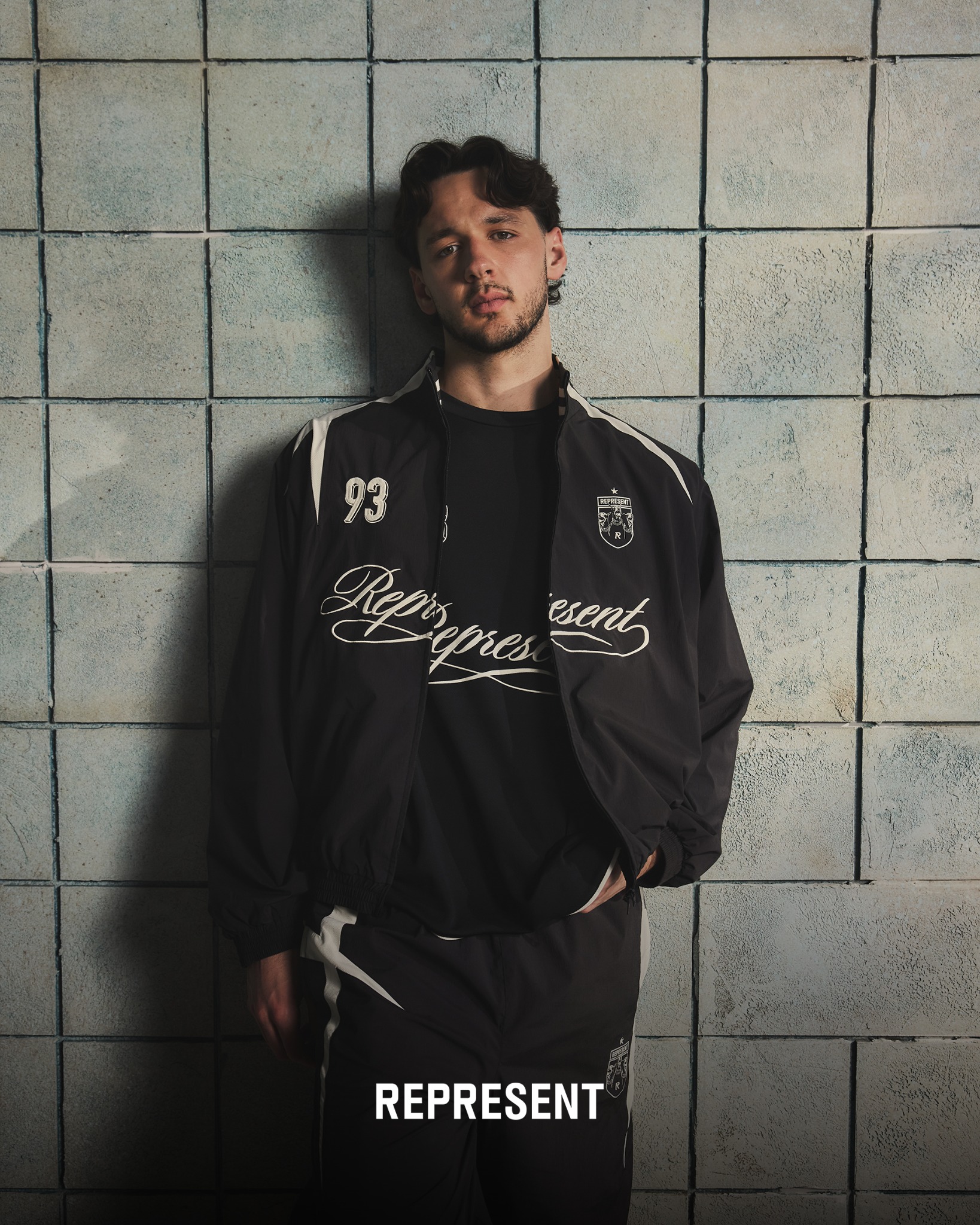 Represent Clo Facebook ad