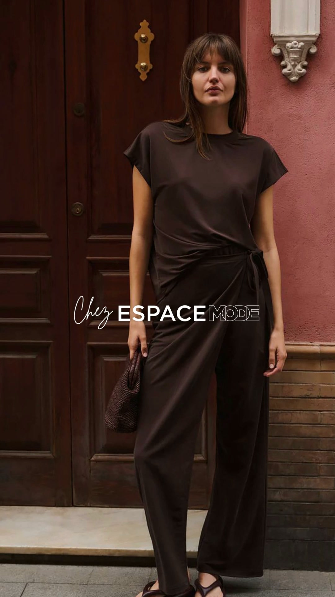 Espace Mode Facebook ad: YAYA chez Espace Mode