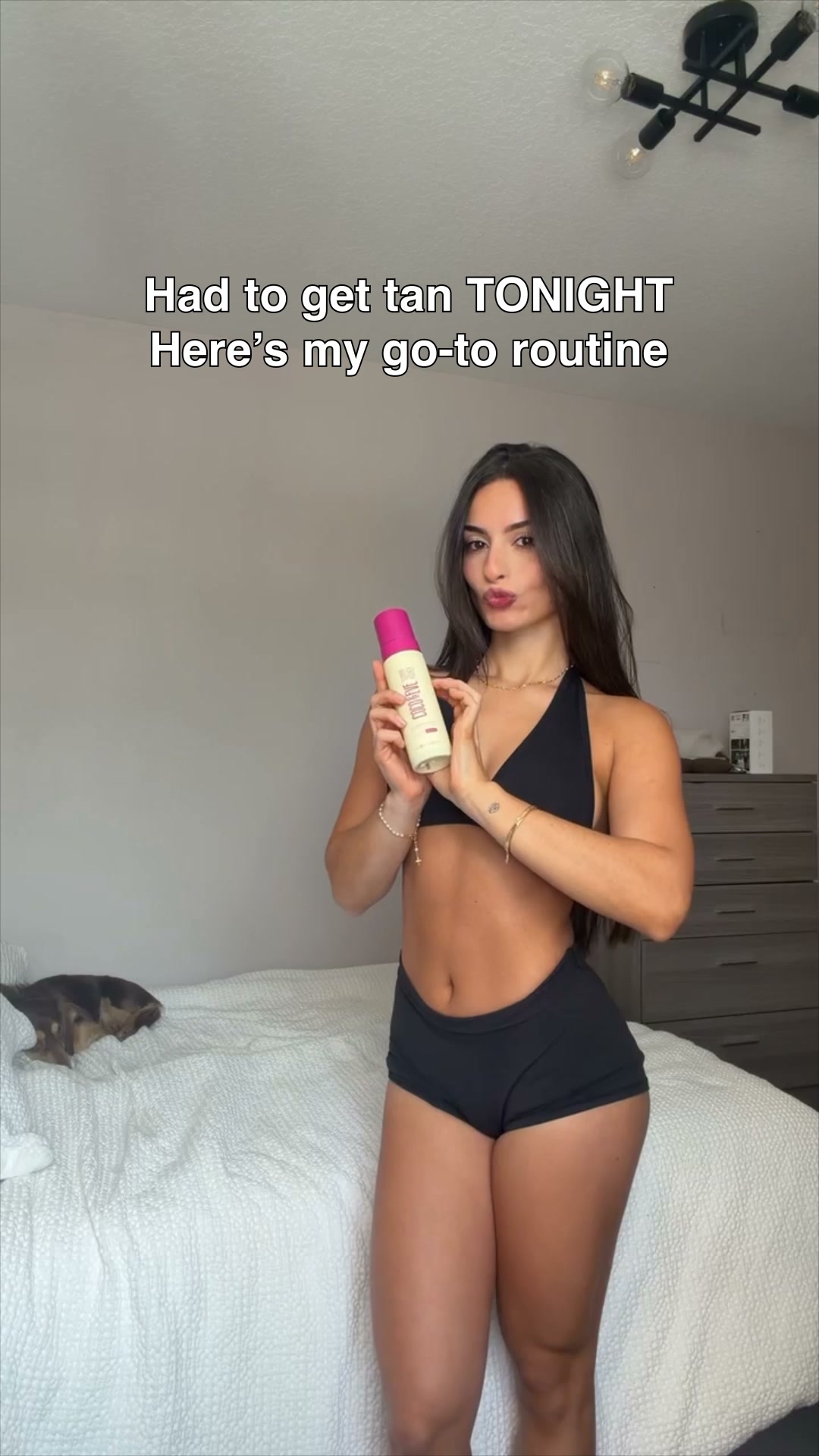 Coco & Eve Facebook ad: Streaky self-tanner? Don't know her.