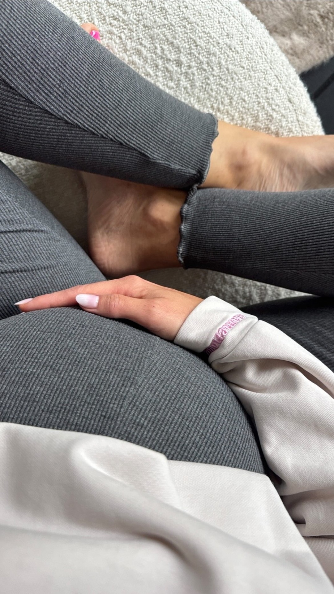 Miracolo Facebook ad: Wiskozowe legginsy ciążowe Comfy Mama