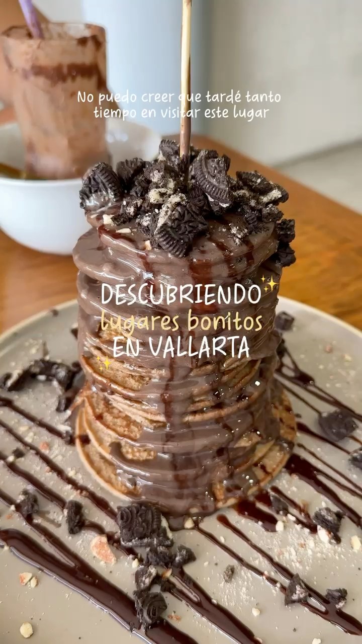 Fitfat Facebook ad: ¿Buscas un lugar donde puedas disfrutar de comida…