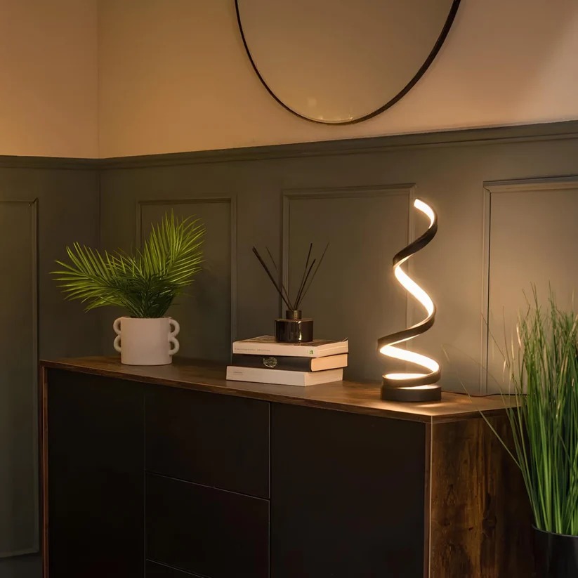 Creative.Lighting Facebook ad