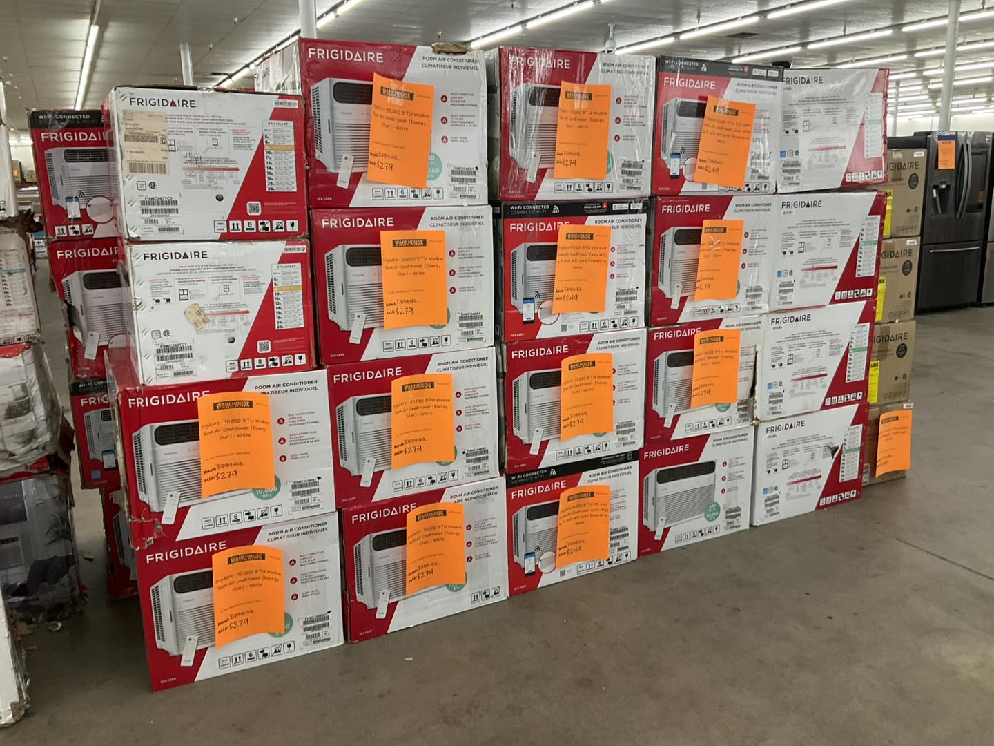 Ottawa Warehouse Bargains Facebook ad: WE ARE HEATING UP THIS 4TH OF JULY…