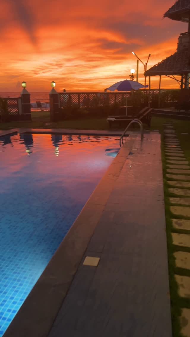 B'Canti Boutique Beach Resort Facebook ad: Sunsets to remember