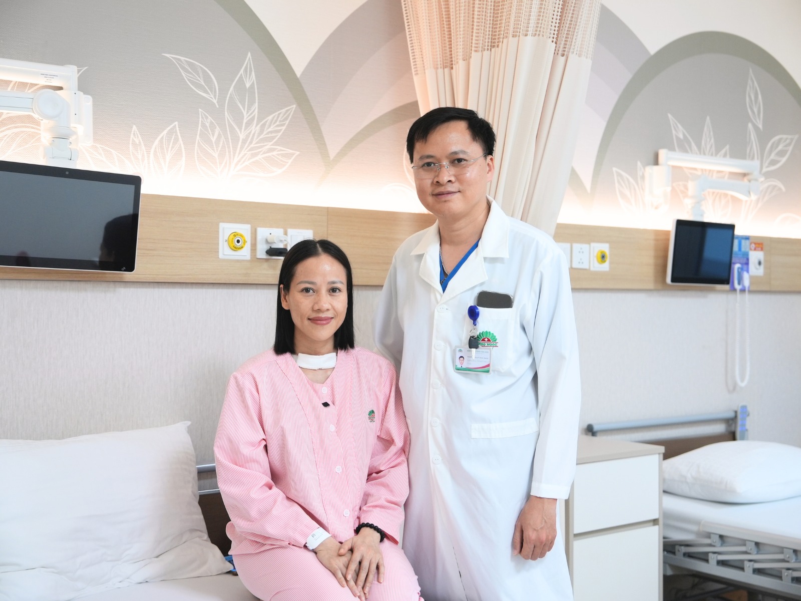 BS Nguyễn Xuân Quang Facebook ad: Nhìn lại một năm quay cuồng giữa những…