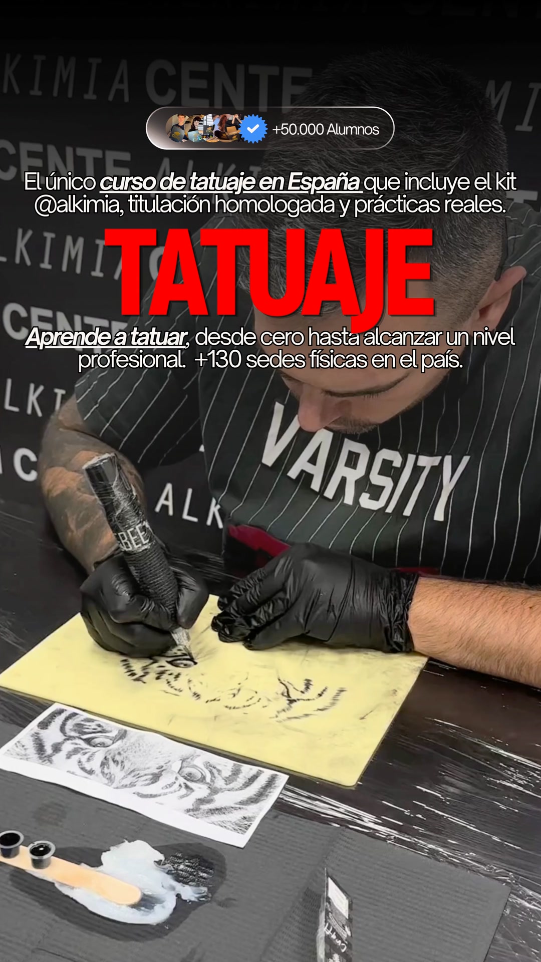 CENTE Facebook ad: Becas Disponibles: Curso de Tatuaje