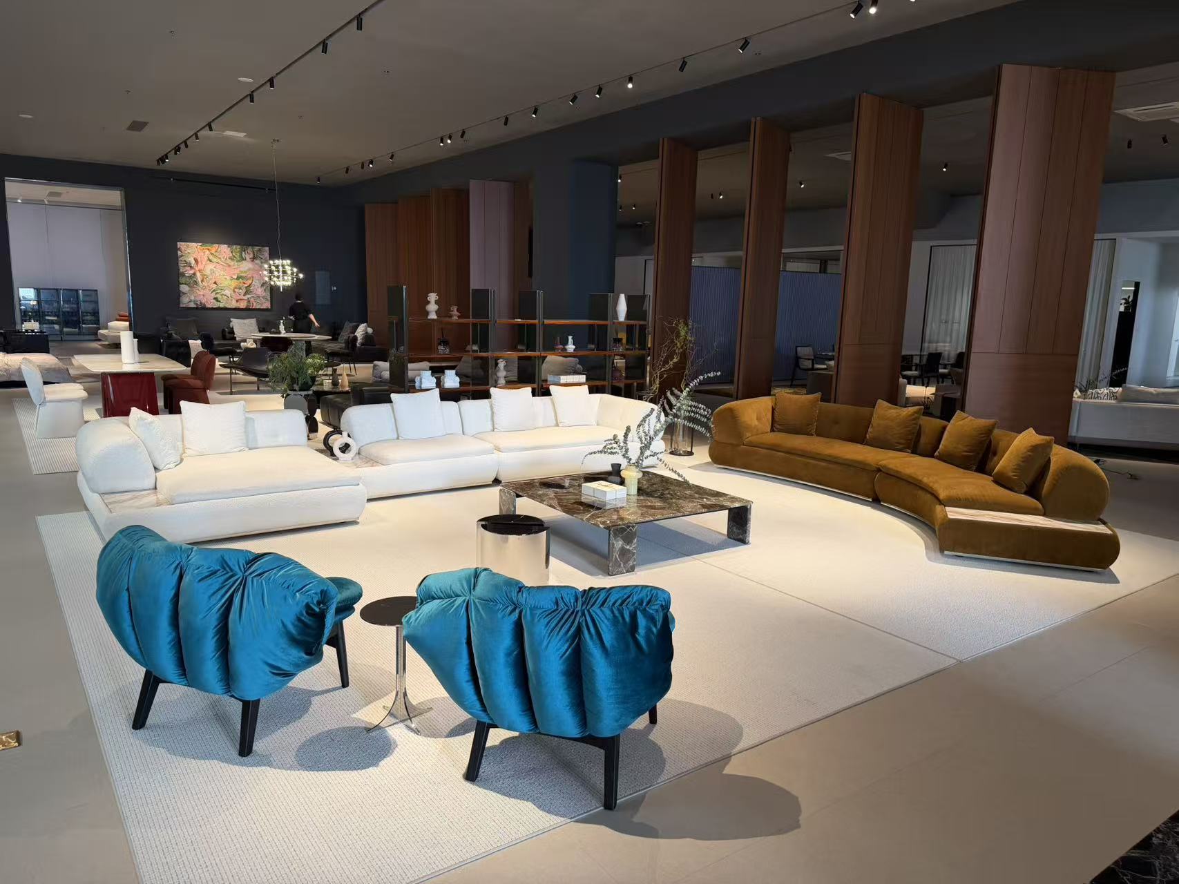Jiyueka Furniture Factory Facebook ad