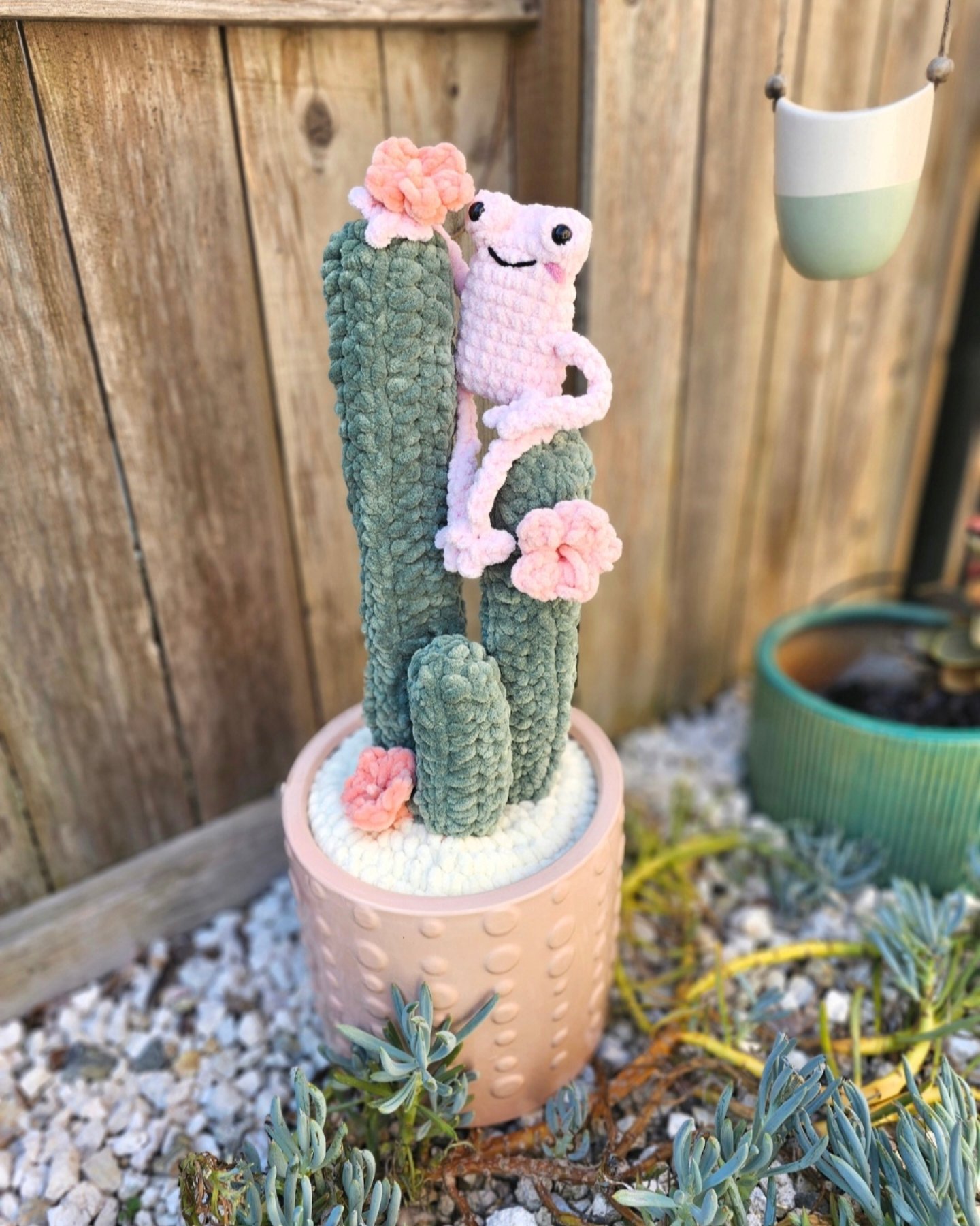 Knotsmerryyarn Facebook ad