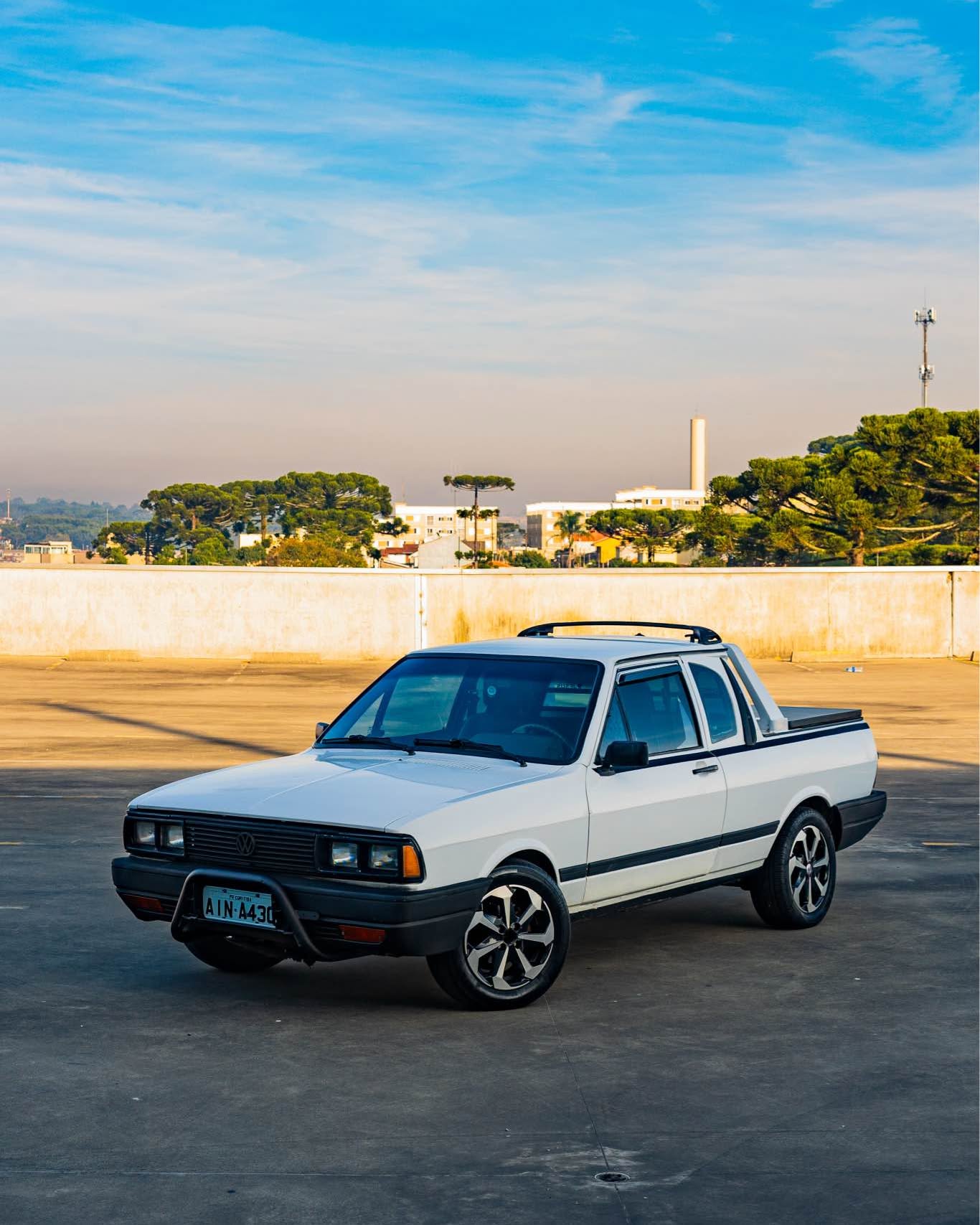 Vinicius Fonseca Facebook ad: 1975 Volkswagen Passat