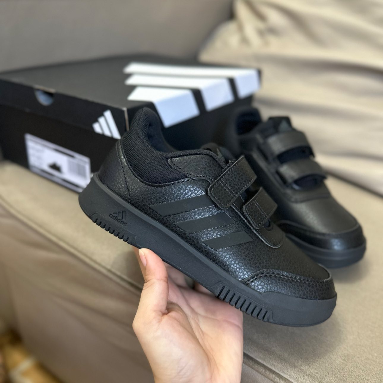 Miimako Aiko Facebook ad: Bumibili ako ng mga branded na shoes pang…