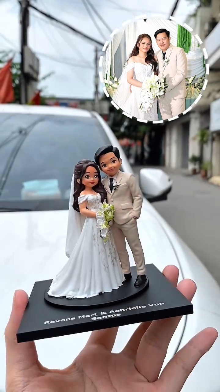 Bobby Arts - Mini Handmade Gifts Facebook ad: What if your most beautiful wedding moment could…