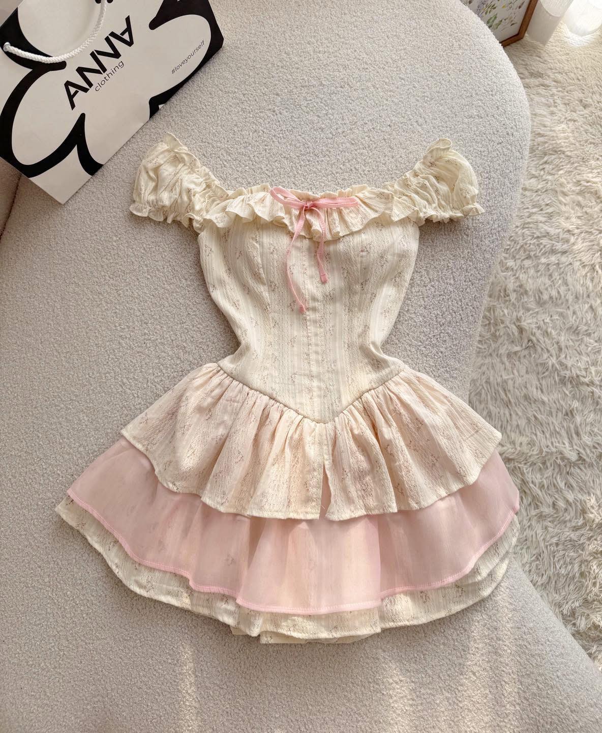 Moon Store Facebook ad