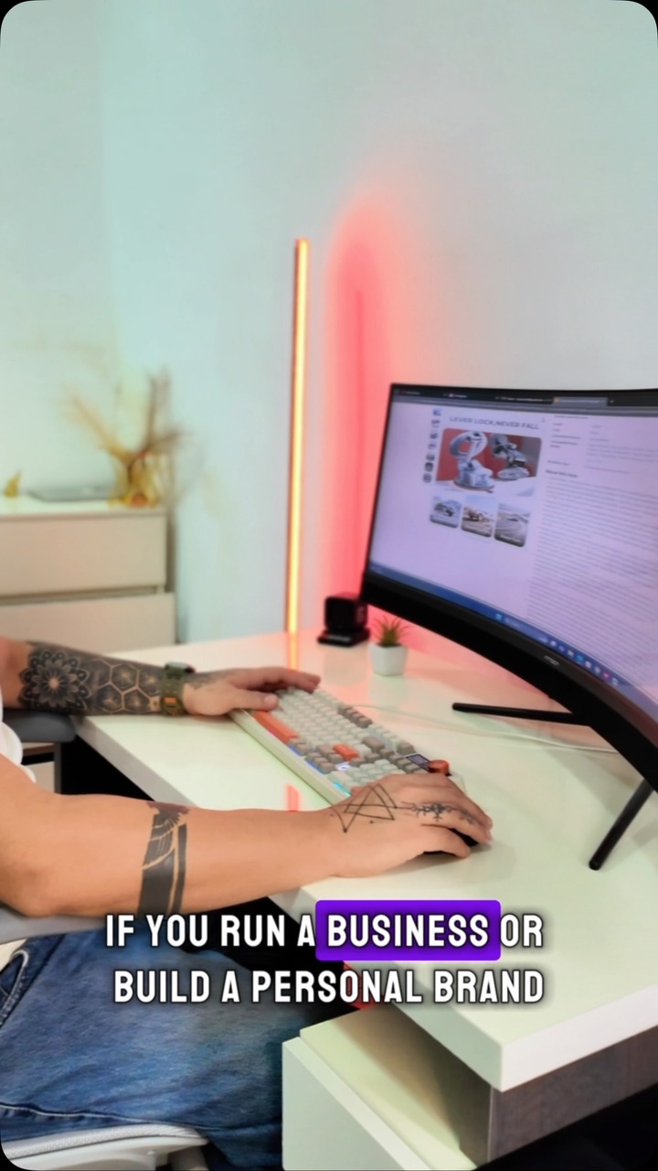 Predis.ai Facebook ad: Creating content doesn’t have to take hours