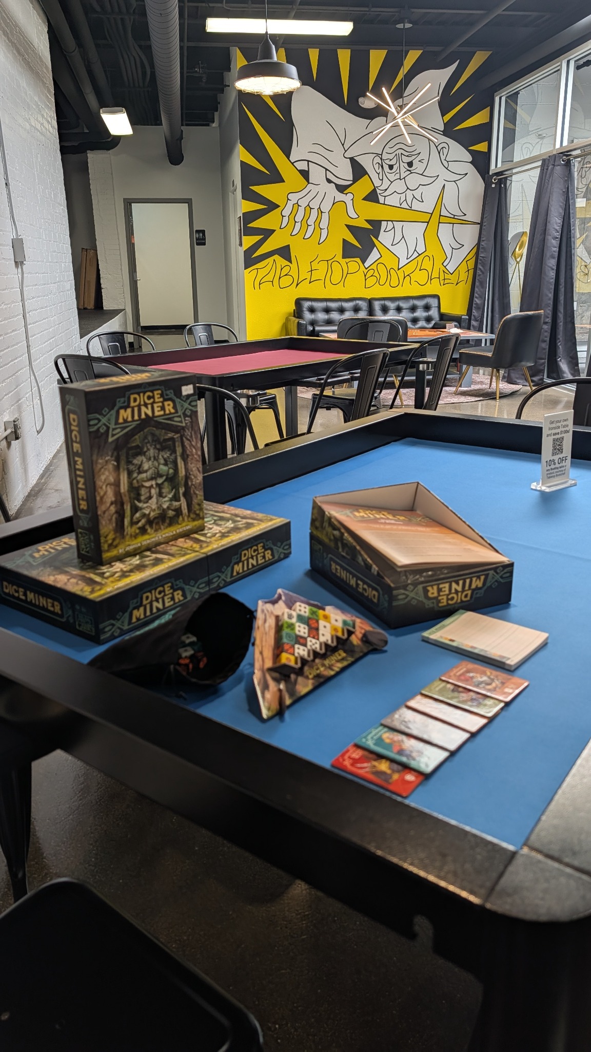 Tabletop Bookshelf Facebook ad