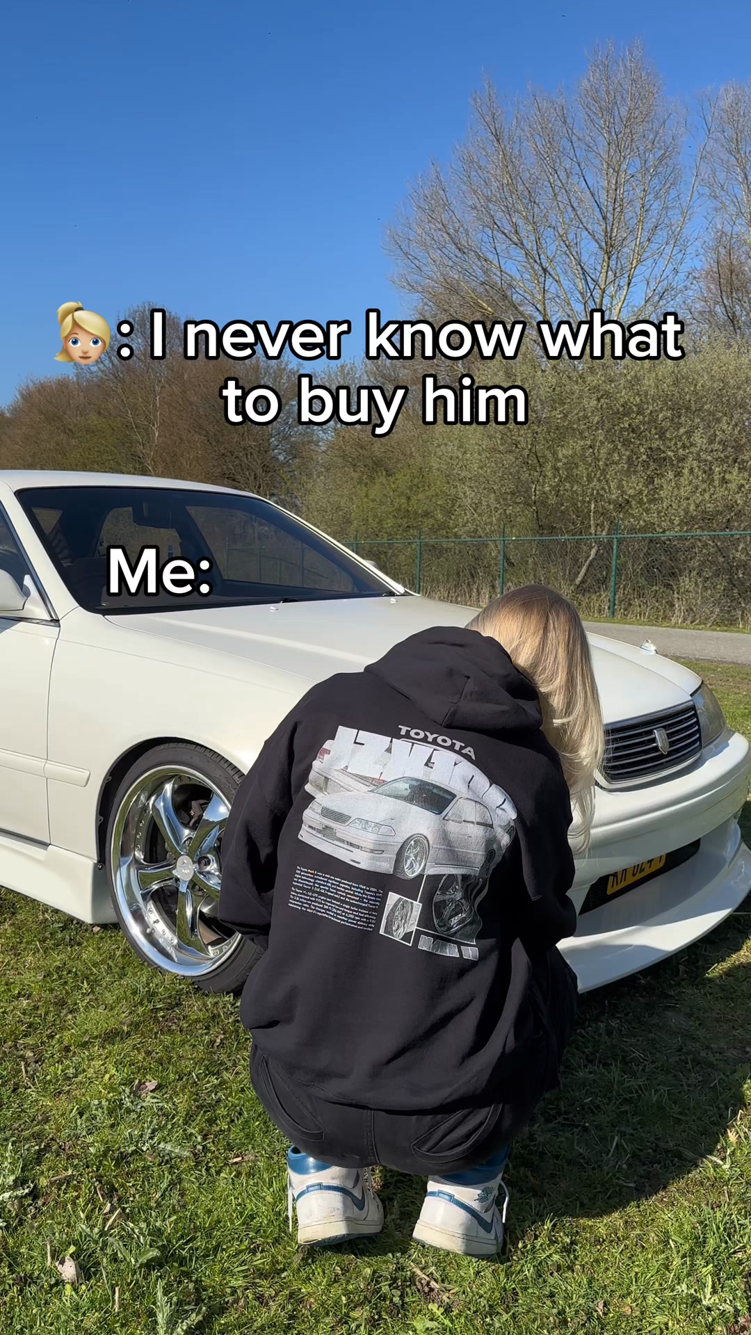 Cargallery.store Facebook ad: Custom Car Clothing