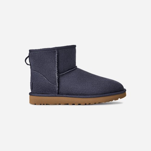 UGG Facebook ad