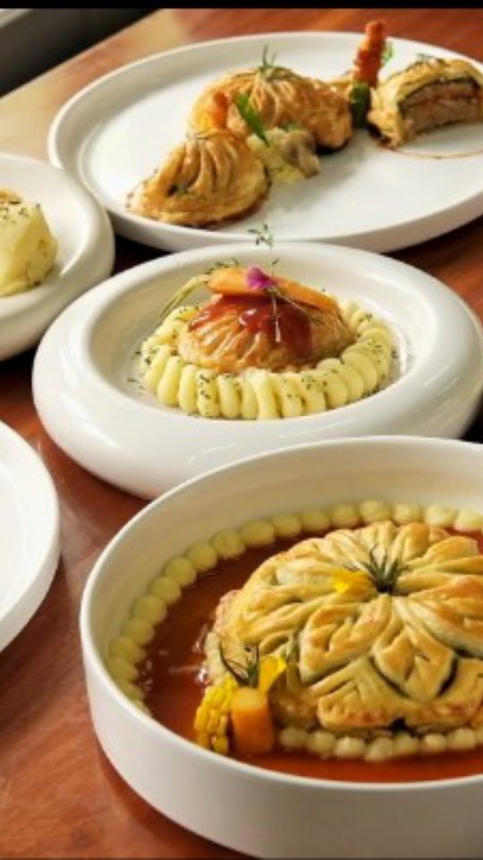 Food University Indonesia Facebook ad: Golden, flaky, and beautifully layered, today’s highlight…