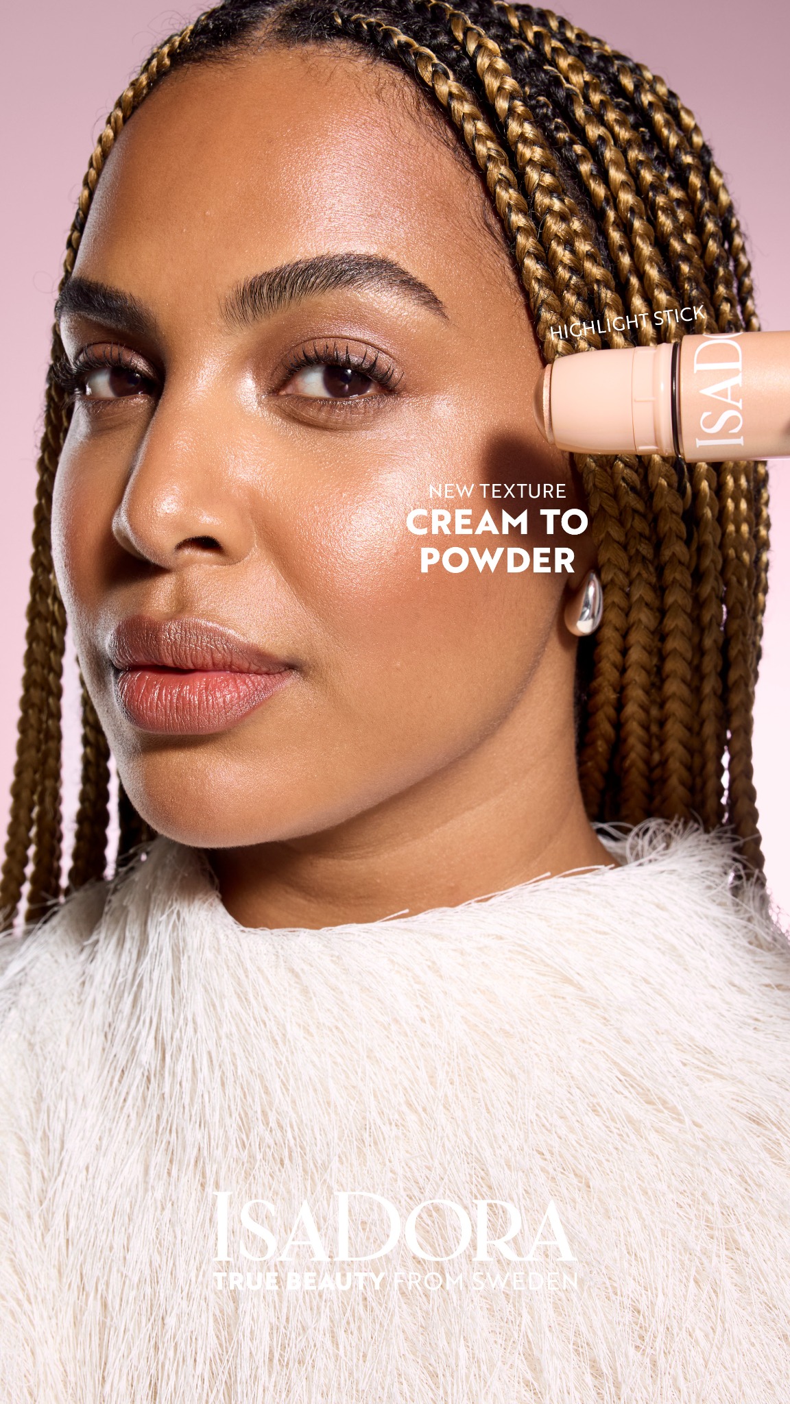 IsaDora International Facebook ad from Aug 13, 2026