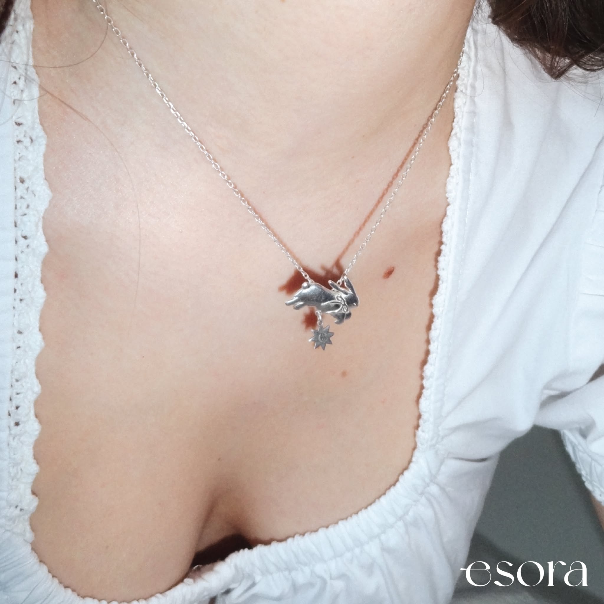 Esora Facebook ad