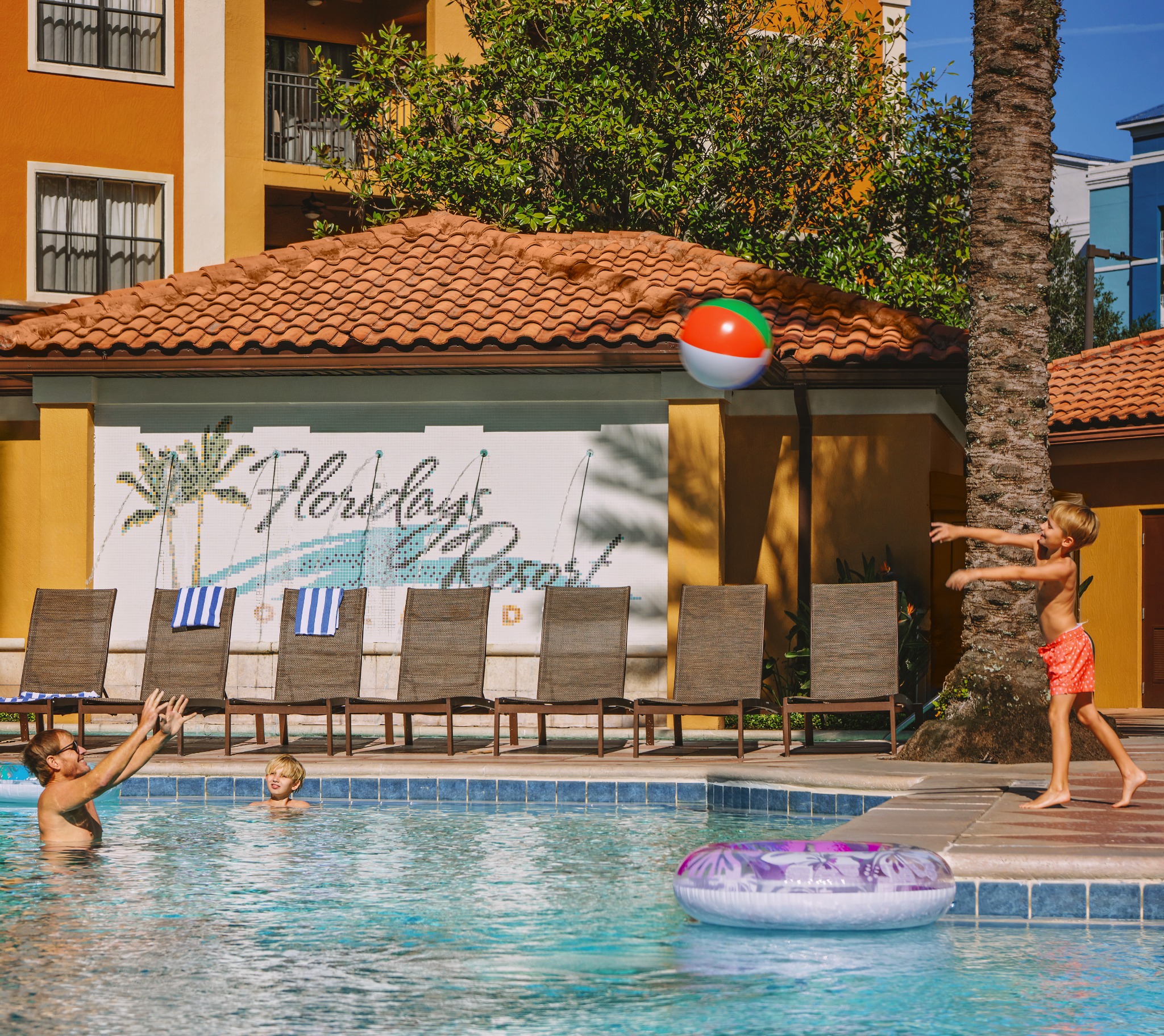 Floridays Resort Orlando Facebook ad: Orlando Vacation Deals Await