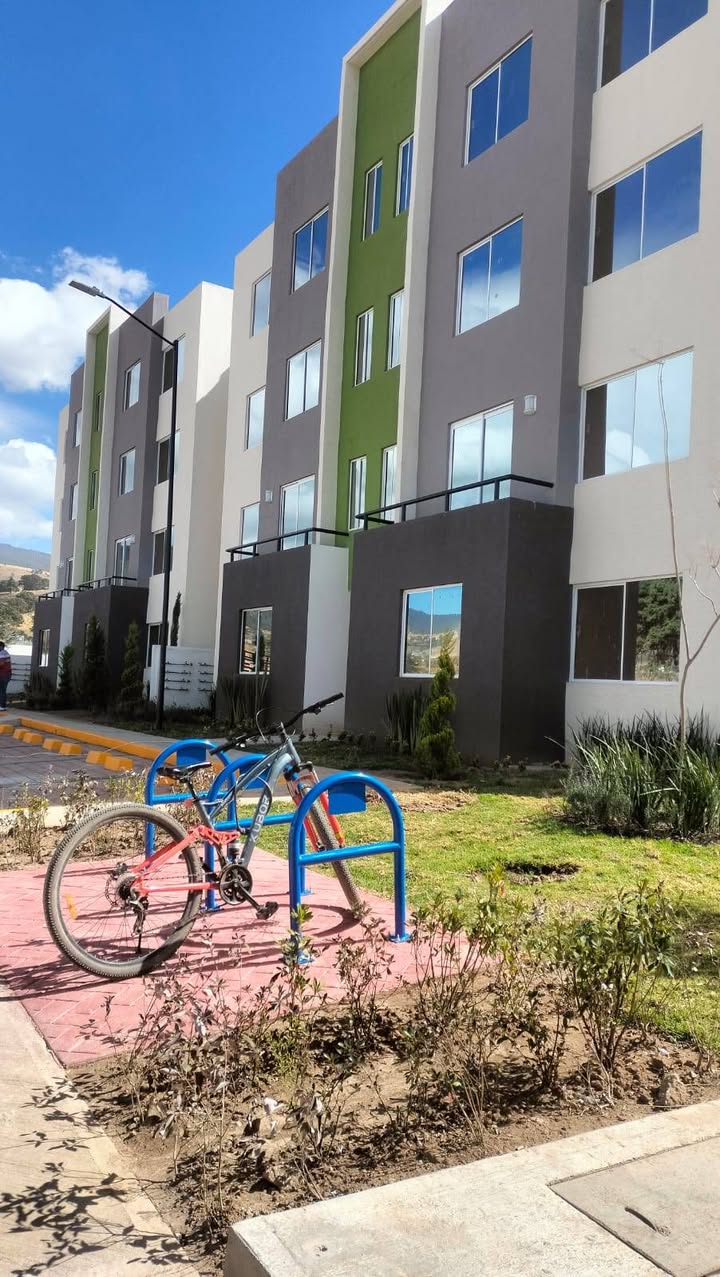Asesora Inmobiliaria Mariana Fernández Facebook ad: Departamentos Nuevos en Ixtapaluca