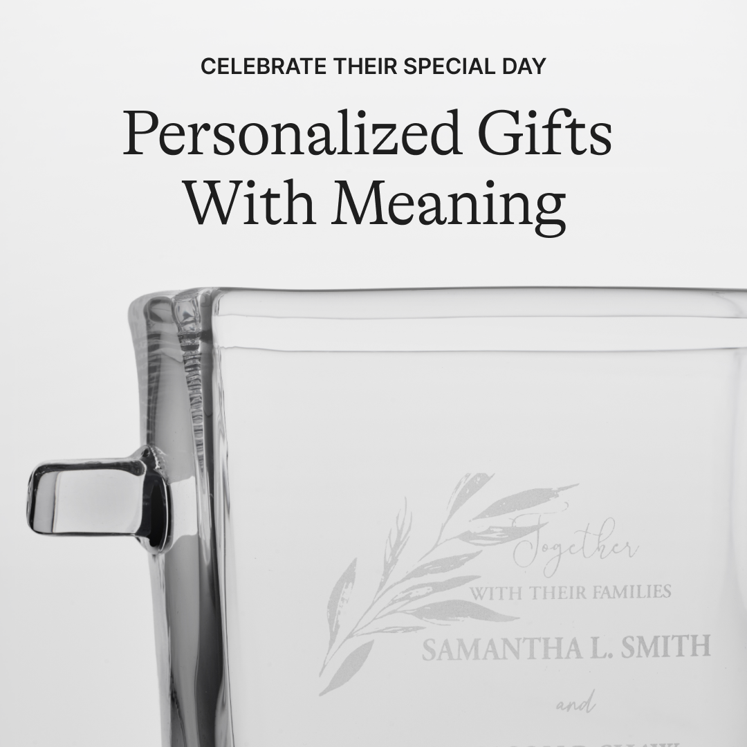 Simon Pearce Facebook ad: A Gift of Personalization