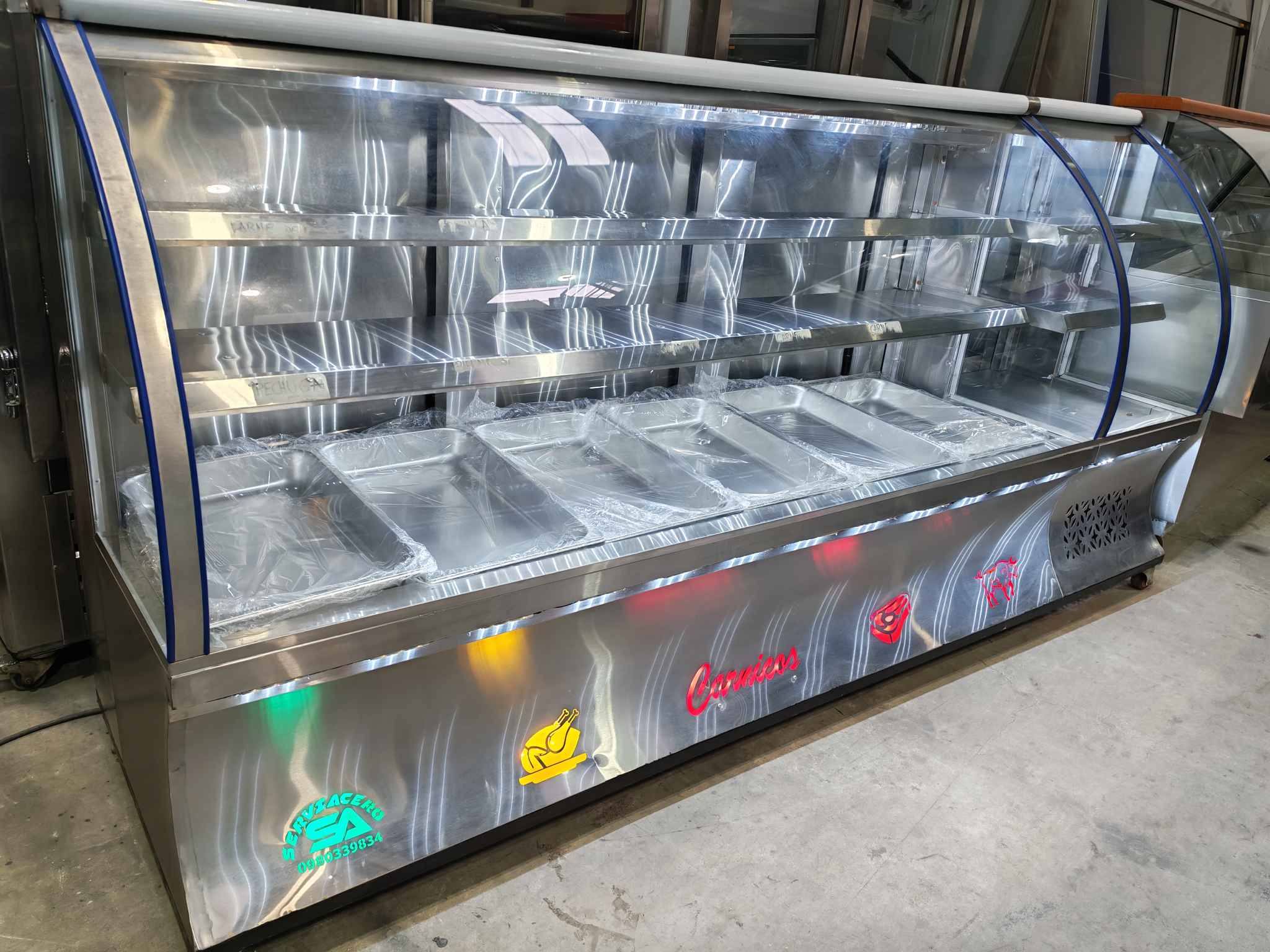 Outlet Friomaxi Facebook ad: FRIGORÍFICO DE 6 BANDEJAS CON CONGELADOR SEMINUEVO