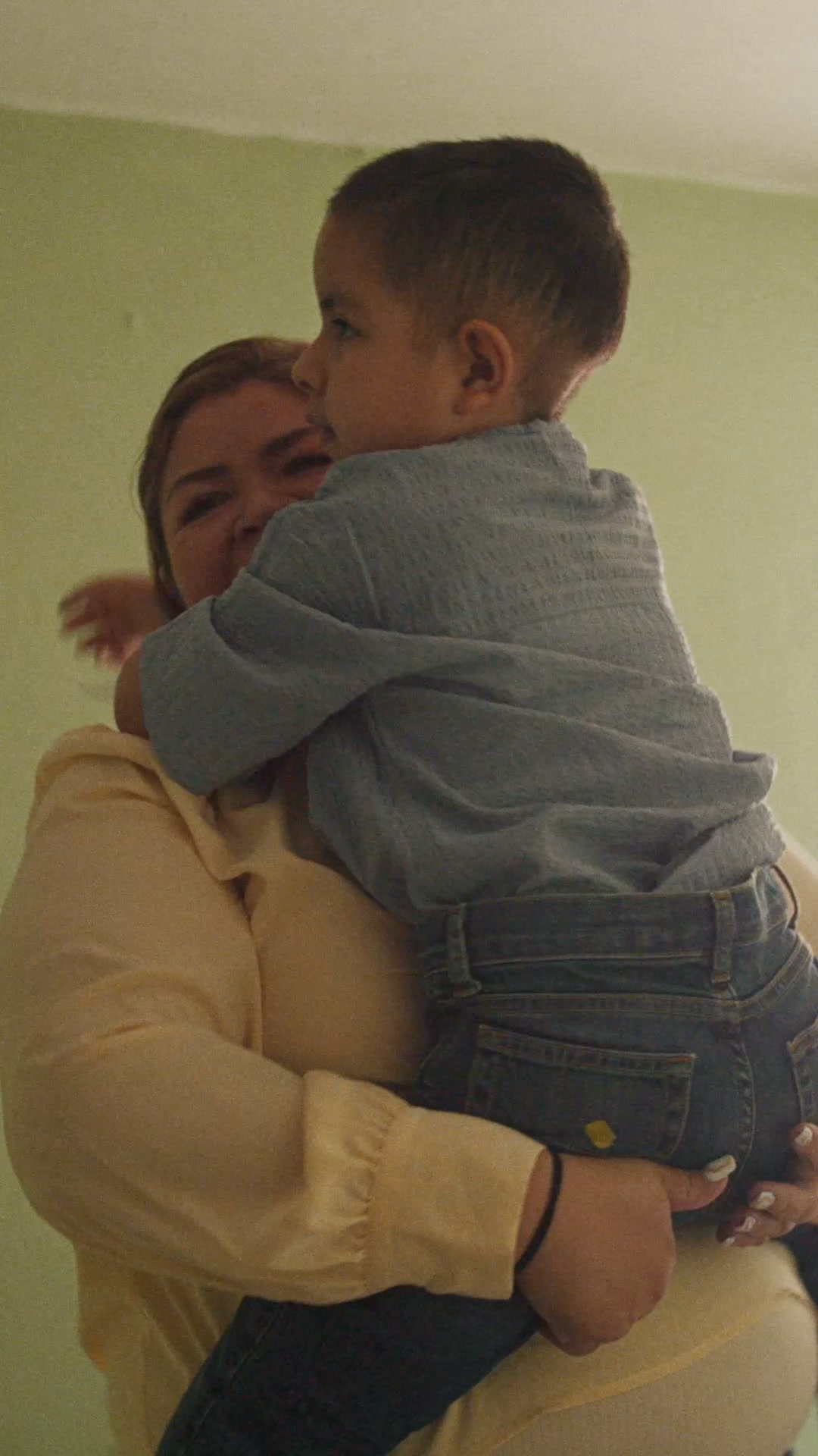 Airbnb Facebook ad: Un problema de salud lo cambia todo para…