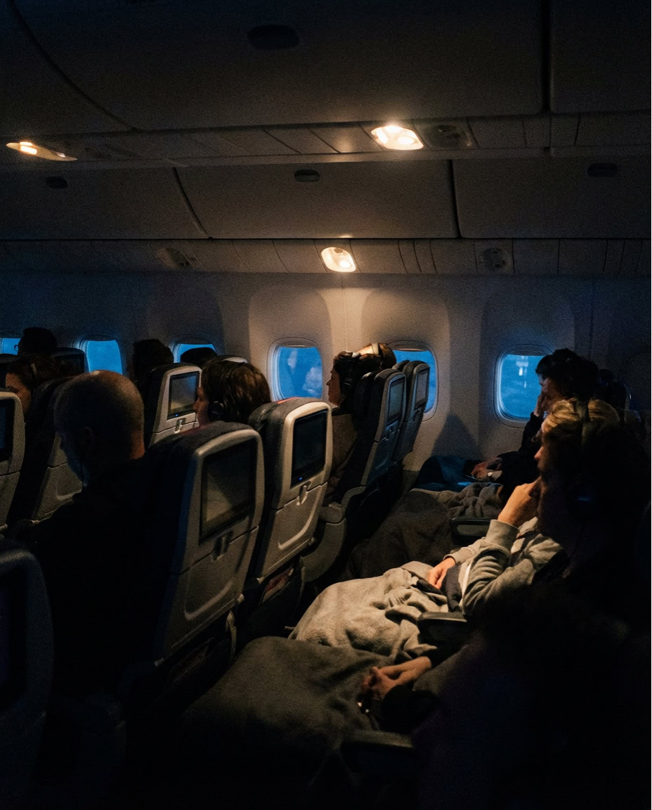 Jennifer Lauren Facebook ad: The weird sheet every traveler needs