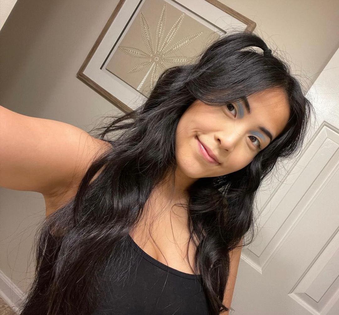 Josephine Facebook ad: Looking for friends fun and daddy’s treatment